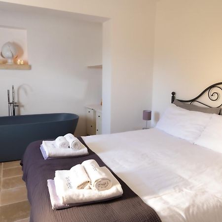 Terra Sessana Ville E Trullo Con Piscina Privata Ostuni Exteriér fotografie